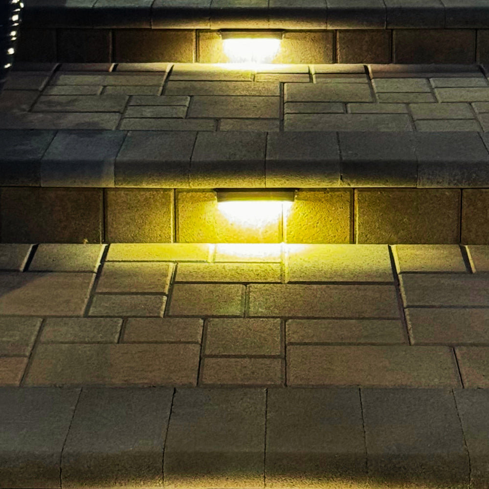 Integrated Aluminum Hardscape/Edge Light - STB01