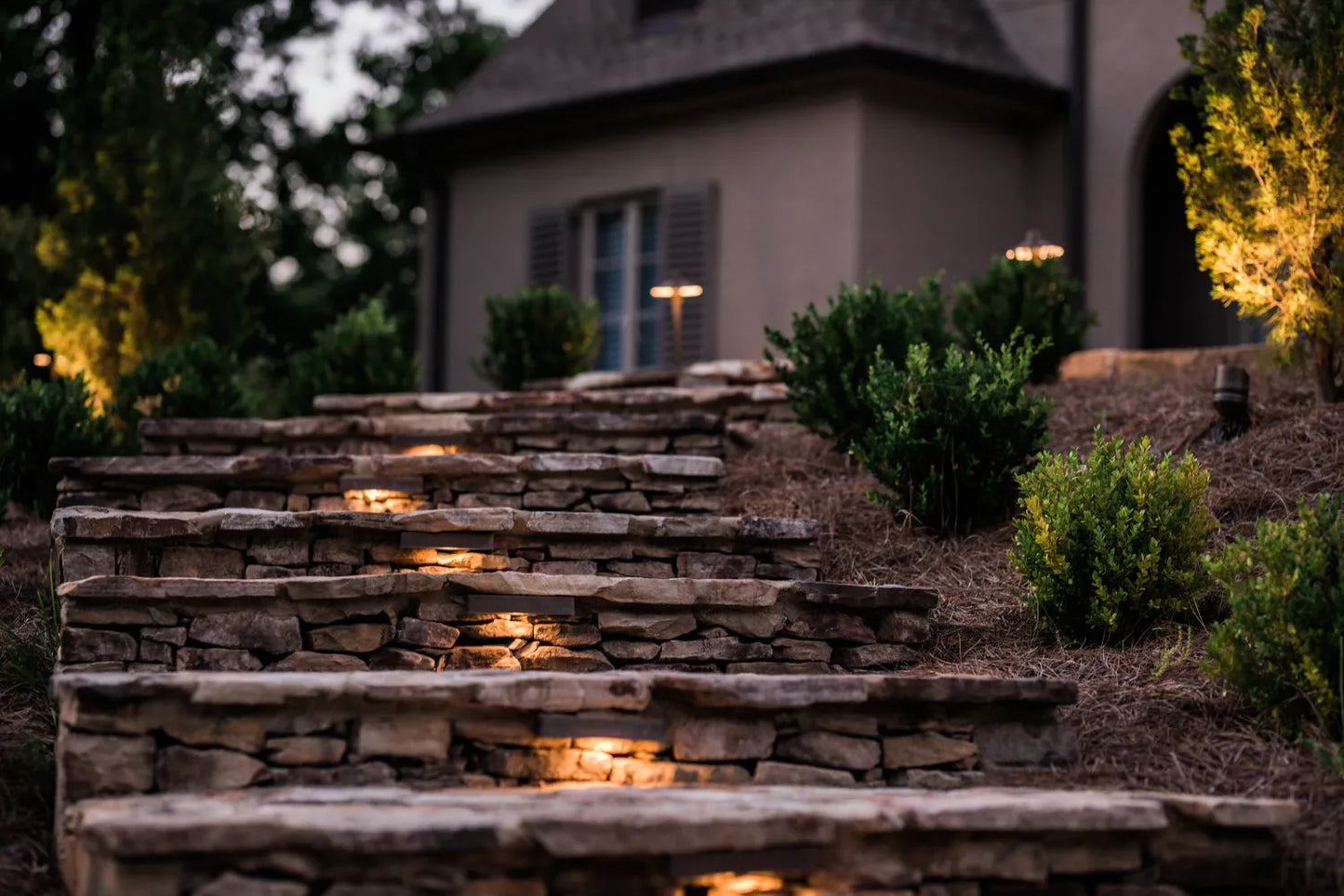 Integrated Aluminum Hardscape/Edge Light - STB01